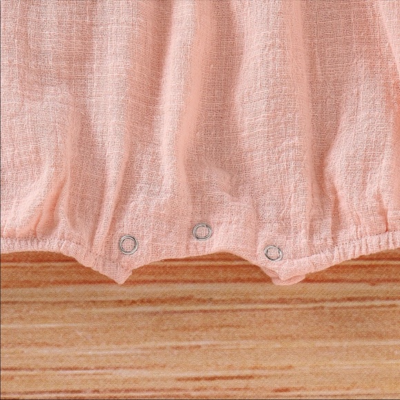 Baby Girl Linen and Lace Romper - Picture 3 of 3